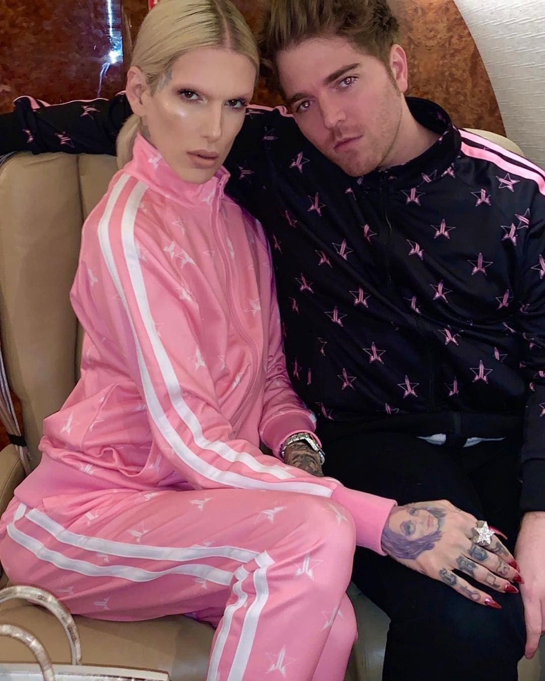 Jeffree Star Calls Cosmetics Robbery a ''Targeted'' Attack | E! News1080 x 1350